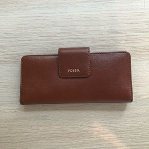 ✨✨-NWT Fossil Wallet